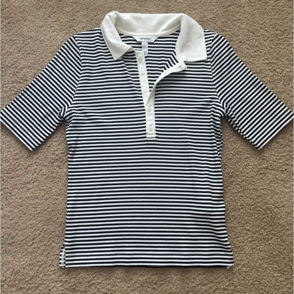 SPANX 21030R Women's Sz Small Black/White Striped Stretch Ribbed Polo Top